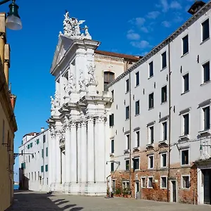 https://residenza-universitaria-gesuiti.hotelinveneto.com