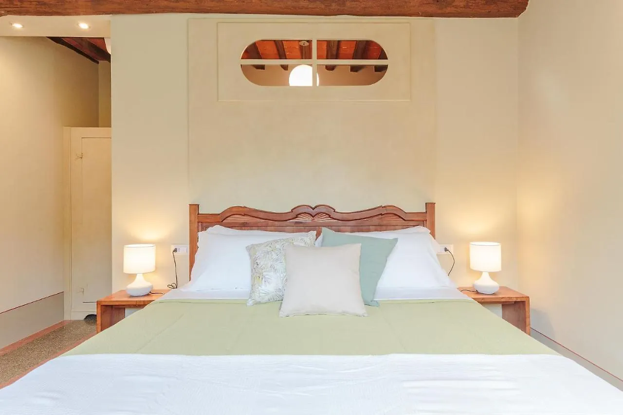 Nocleg ze śniadaniem Bed and Breakfast Antica Pergola Di San Giusto Capannori
